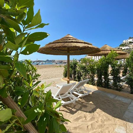 Marina Bay Suites Peschici Exterior photo
