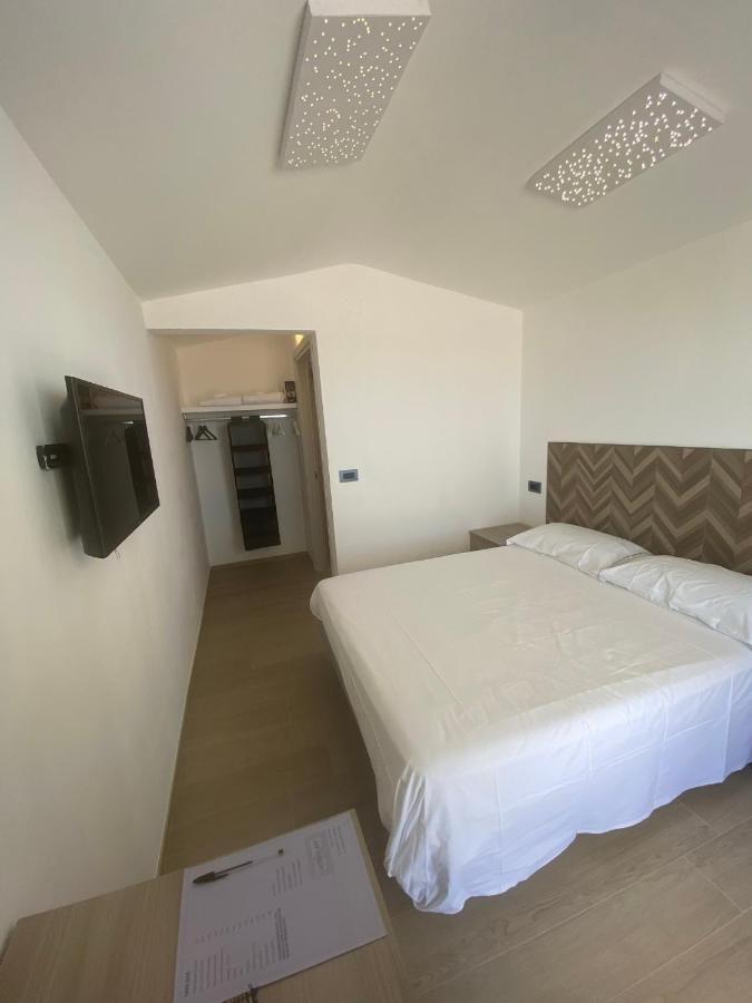 Marina Bay Suites Peschici Exterior photo